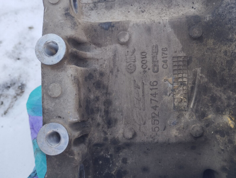 Масляный поддон Suzuki SX4  2014 хэтчбек 1.6 Бензин Днепр