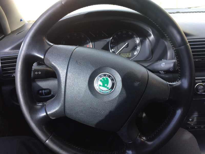 Руль Skoda Superb  2007 1.8 Бензин Чернигов