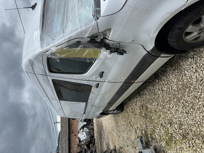 Двері праві передні Mercedes-Benz Sprinter  2019 2.2 Дизель Бережани