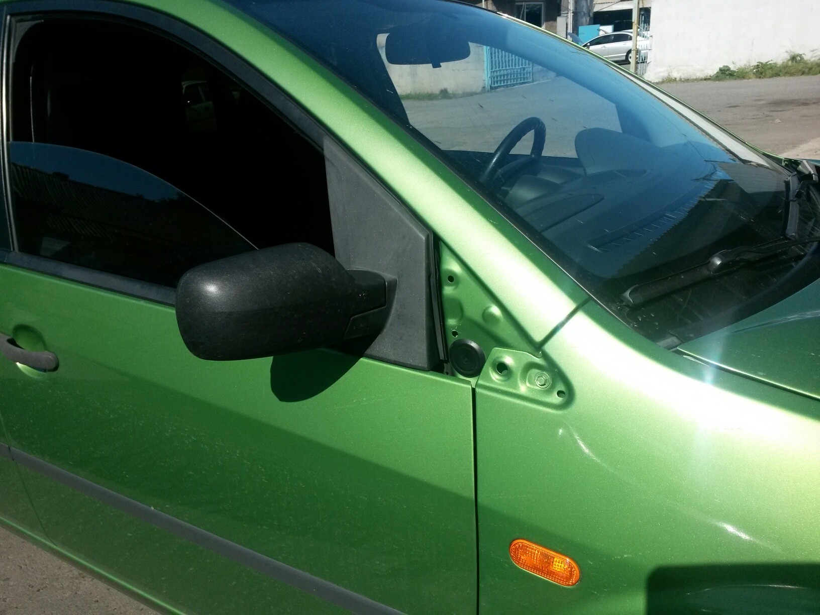 Уголок пластика Ford Fiesta MK6  2007 1.4 Бензин Донецк