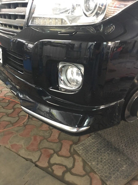 Нижняя губа переднего бампера Toyota Land Cruiser 200 2013 4.5 Дизель Черновцы