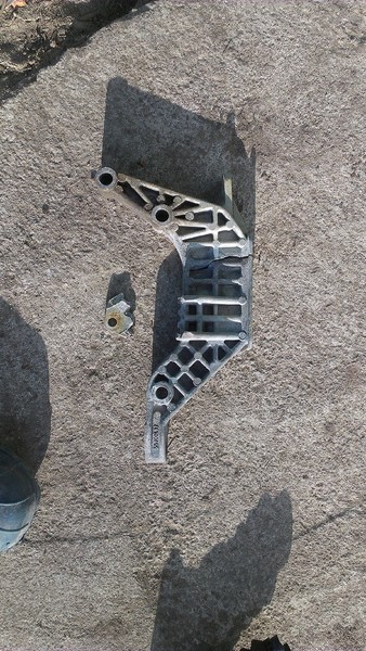 Крепёж коробки передач Fiat Grande Punto  2012 1.4 Бензин Киев