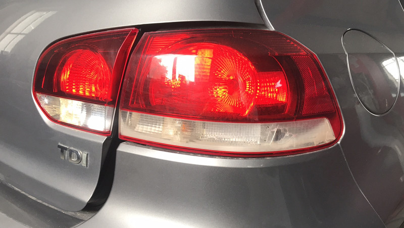 Фонарь задний Volkswagen Golf хэтчбек 2012 г.  2.0 л дизель Ровно