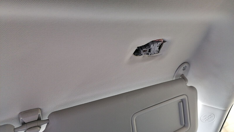 Лампочка плафон пасажира перед Toyota RAV4  2018 2.5 Бензин Луцк