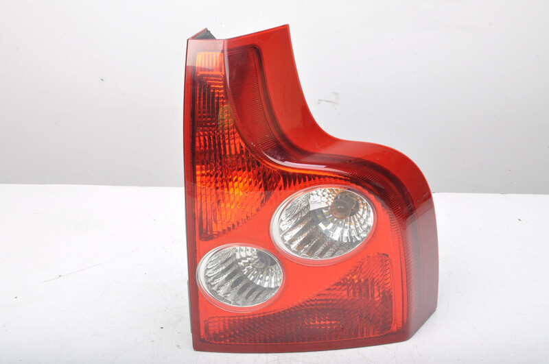 Задний правый фонарь Volvo XC90  2006 2.4 Дизель 