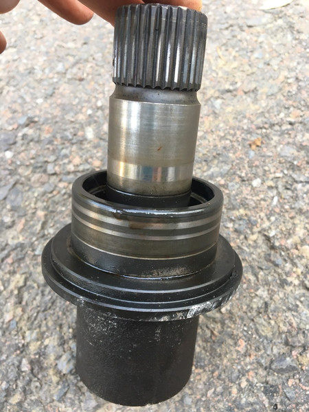 Вал с фланцем Volkswagen Sharan  2001 1.9 Дизель 