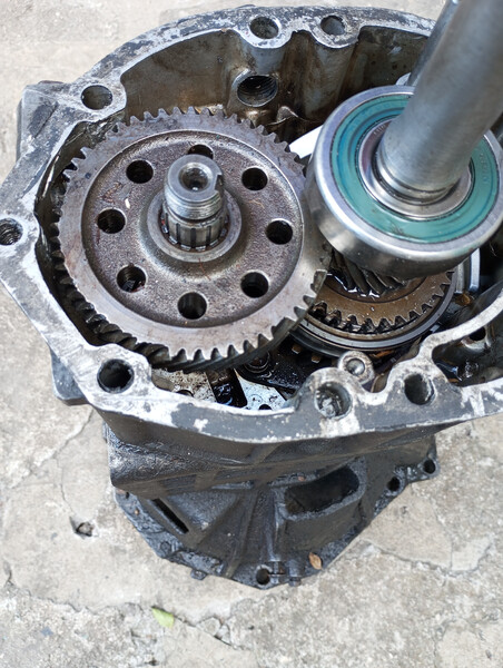 Шестерни кпп5 передачи Kia Besta 1998 г.  2.2 л дизель