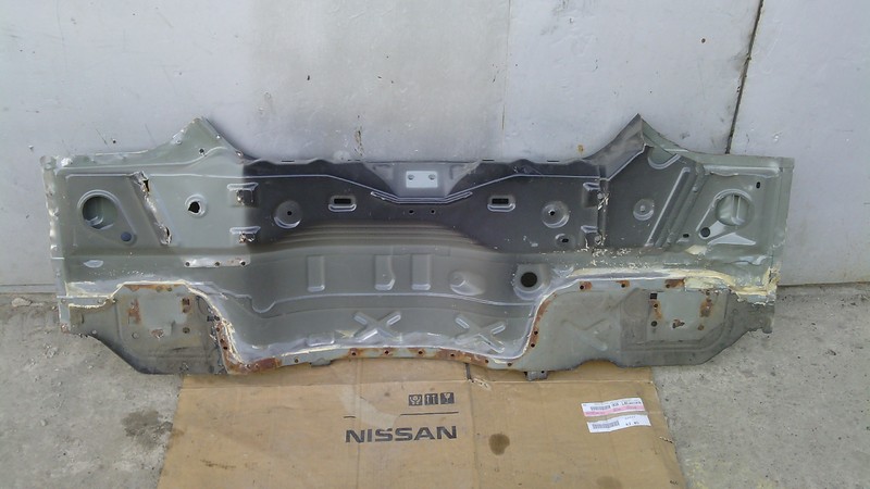 Панель задней двери Nissan Tiida C11  2007 1.6 Бензин Одесса