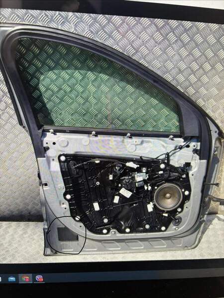 Заглушка двери Ford Escape  2020 2.0 Бензин 