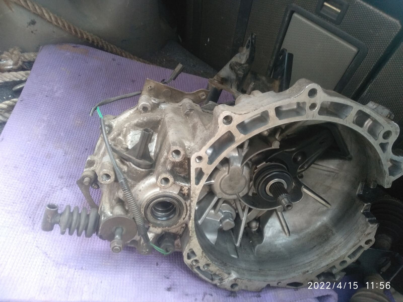 МКПП Mazda MPV  2003 2.3 Бензин 