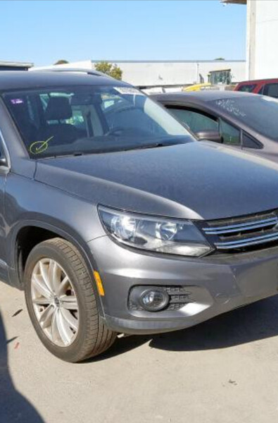 Крыло переднее правое Volkswagen Tiguan  2014 2.0 Бензин Луцк