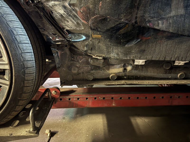 Поріг кузова BMW 3 Series  2021 2.0 Бензин 