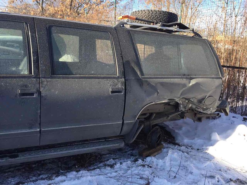 Задняя четверть Chevrolet Suburban  1997 універсал 5.7 Бензин 