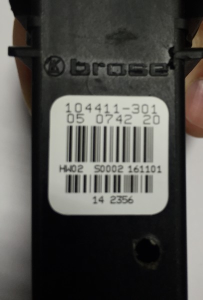 Блок управления водительской двери 104411-301   Skoda Octavia, Skoda Octavia RS, Skoda Octavia Tour