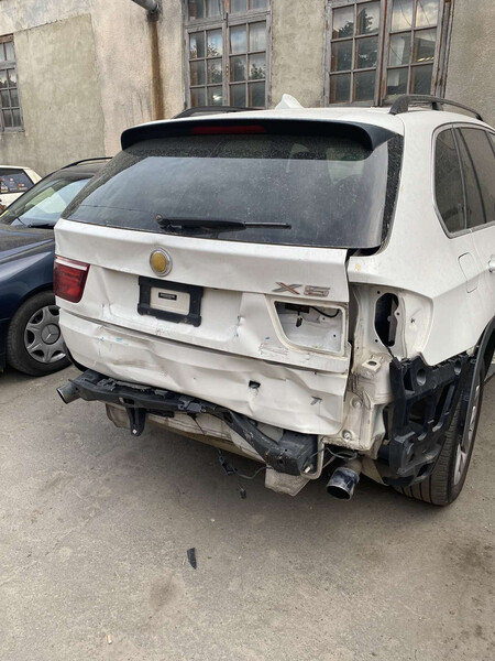 Бампер задній BMW X5  2013 3.0 Бензин 