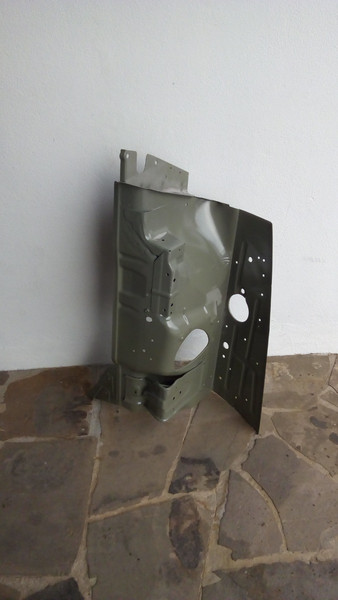 Бризговик передній правий Suzuki Grand Vitara  2005 2.0 Бензин Дніпро