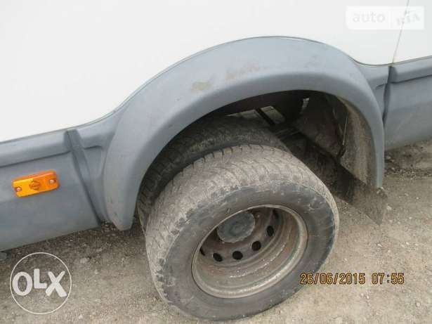 Пластиковый молдинг Iveco Daily 65c15 2001 2.8 Дизель Запорожье