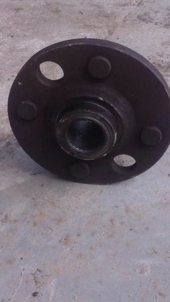 Ступица задняя 83BB 1109 AE   Ford Sierra