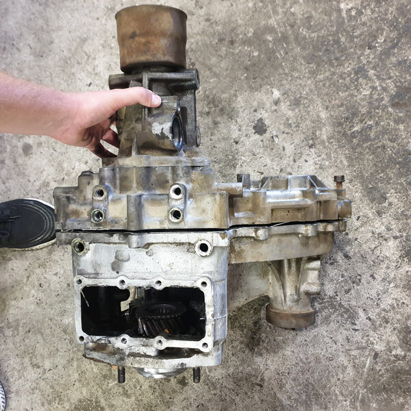 Раздатка Mitsubishi L 200 2000 г.  2.5 л дизель Днепр