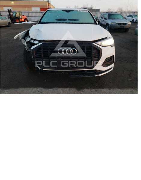 Бампер передний Audi Q3 2022 г.  2.0 л бензин Киев