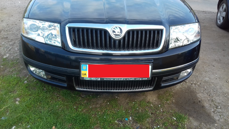 Накладка бампера Skoda Superb  2007 1.9 Дизель Умань