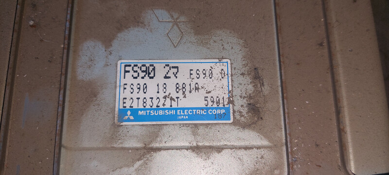 ЕБУ Mazda 626  1995 хетчбек 2.0 Бензин 