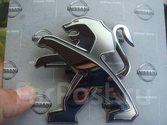 Эмблема на капот Peugeot 107  2013 хэтчбек 1.0 Бензин Киев