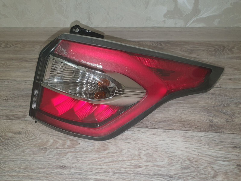 Задние фонари Ford Escape  2017  Электро 