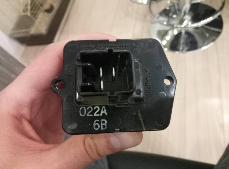 Резистор печки Suzuki Grand Vitara  2010 2.0 Бензин Харьков