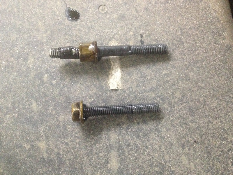 Болты - шпильки бугелей, болты бугелей Suzuki Grand Vitara  2005 2.0 Бензин Харьков