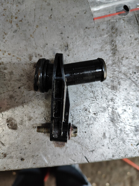 Mn982189 Mitsubishi Outlander 2012 г.  2.2 л дизель