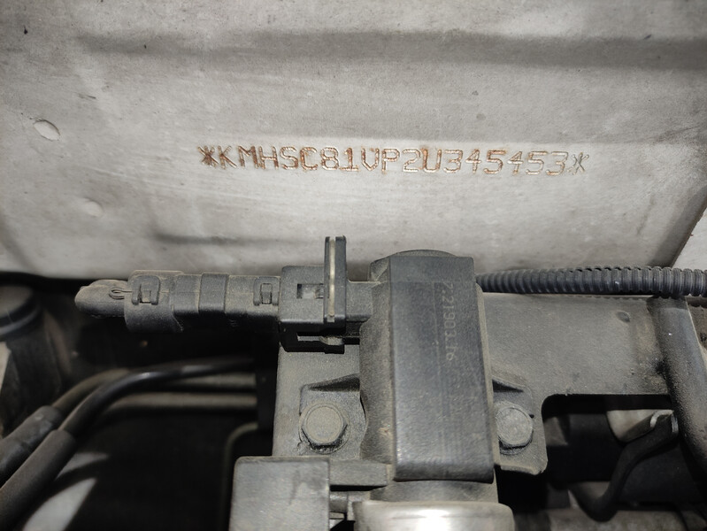 Скло ляди Hyundai Santa FE  2002 