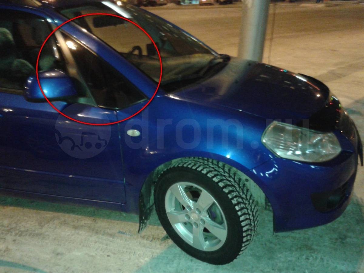 Стекло переднее правое "уголок"(кузовнное) Suzuki SX4  2007 1.6 Бензин 