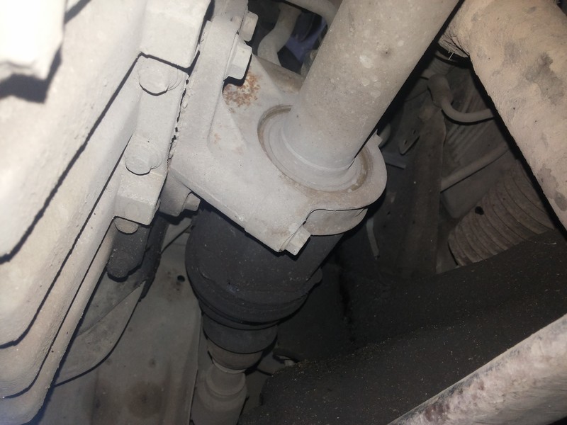 Подвесной подшипник Volvo S40  2004 2.0 Бензин Львов