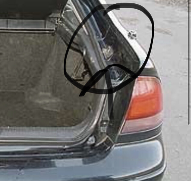 Резинки багажника Mazda 626  1996 хетчбек 2.0 Дизель 