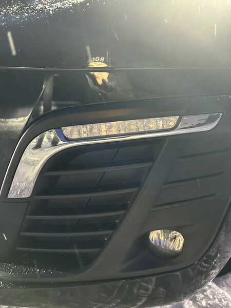 Дневные ходовые огни левая сторона Peugeot Traveller  2020 2.0 Дизель Киев