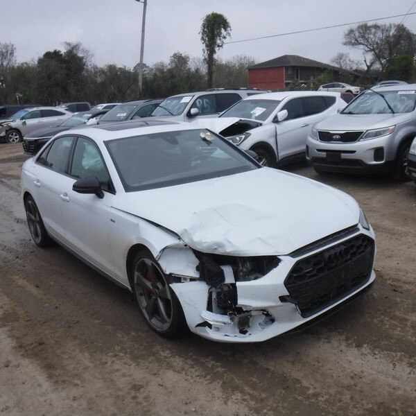 Заглушка бампера Audi A4  2021 2.0 Бензин Луцк
