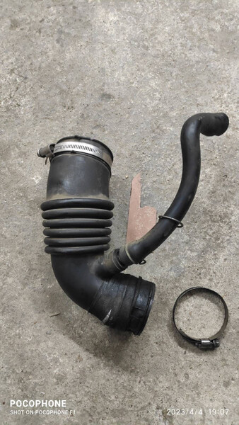 Гофр повітряного фільтра Toyota Avensis  2003 універсал 2.0 Бензин Одеса