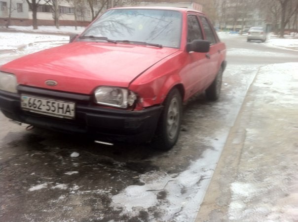 Фара левая Ford Escort хэтчбек 1989 г.  1.3 л бензин Запорожье