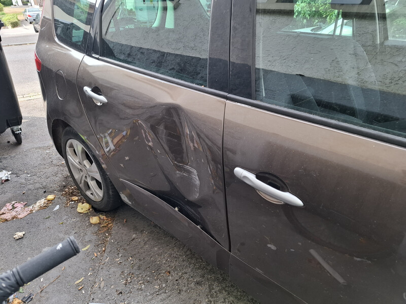 Дверь правая задняя Renault Grand Scenic 3  2010 универсал 1.9 Дизель Кривой Рог