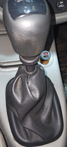 Чехол кулисы Renault Symbol 2006 г.  1.4 л бензин Днепр