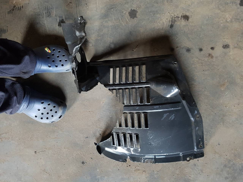 Подкрылок левый 53896-48090   Lexus RX