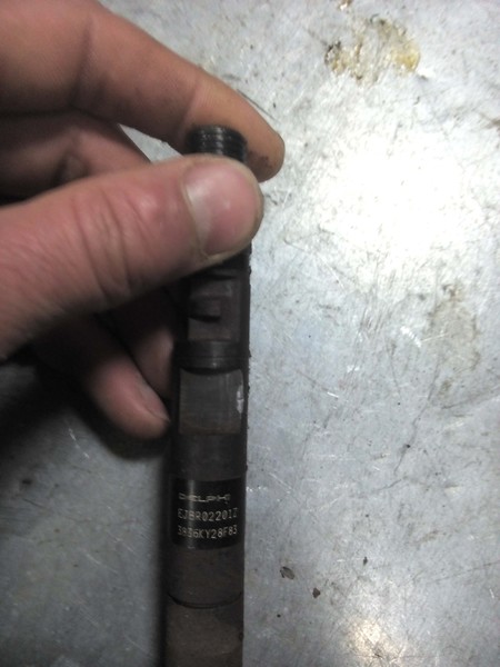 Форсунка 2T1Q-9F593-AA   Ford Tourneo Connect, Ford Transit Connect