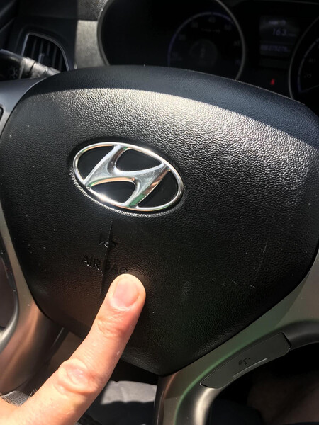 Airbag руля Hyundai ix35  2011 2.0 Бензин Киев