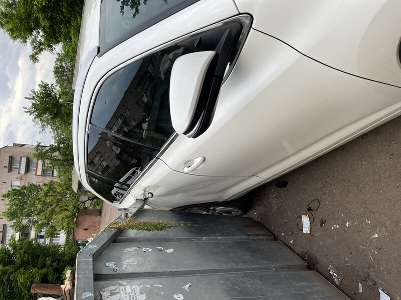 Дверь задняя правая белая Toyota Highlander  2014 універсал 3.5 Бензин 