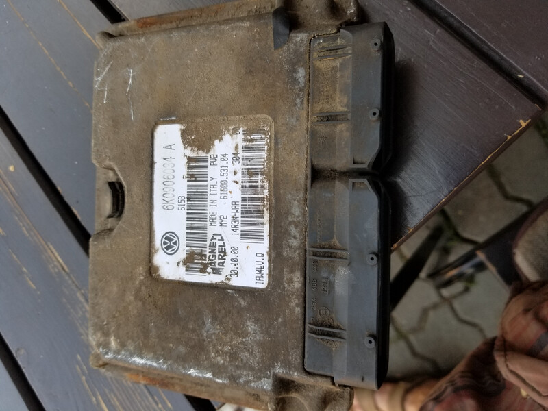 Блок управления Volkswagen Caddy 2  2000 