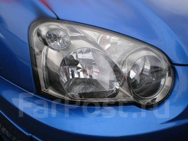 Фара передня права ксенон Subaru Impreza WRX STI  2004 2.0 Бензин 