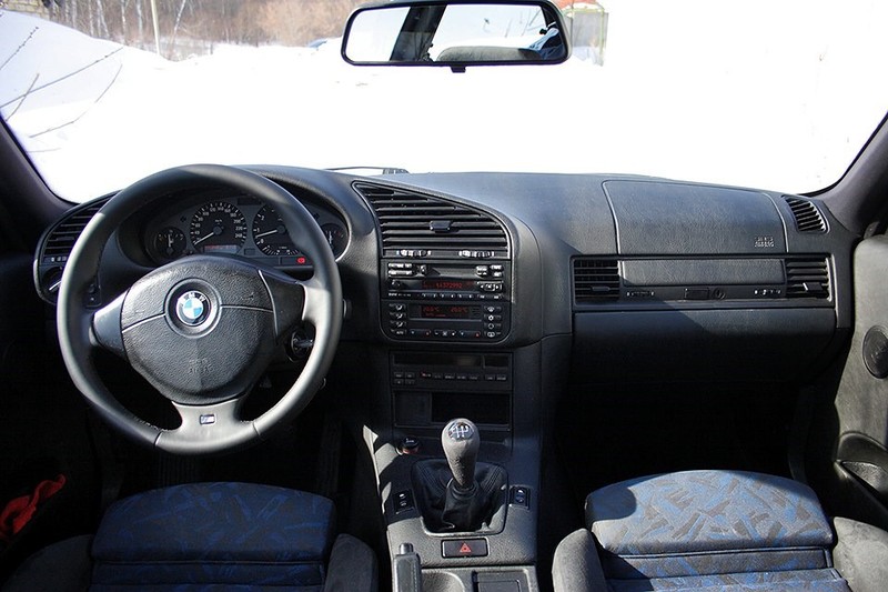 Мтех руль на bmw e36 BMW 3 Series E36  1994 купе 1.8 Бензин Київ
