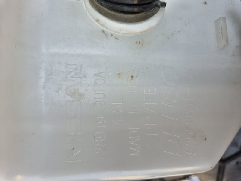 Бачок омывателя 289109UF0A   Nissan Murano