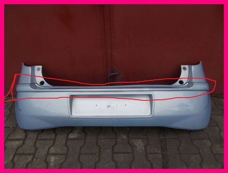 Молдинг заднего бампера Mitsubishi Colt  2006 хэтчбек 1.3 Бензин Львов